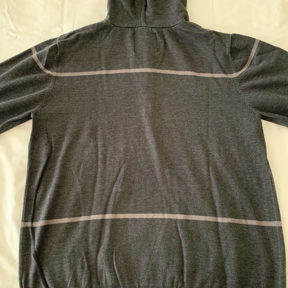 Sweater - Picture 6 of 6